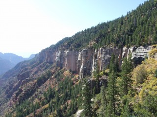 canyon wall 320x239 canyon wall 320x239