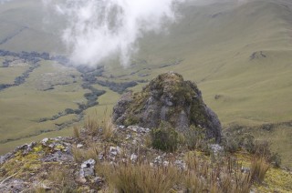 hiking mountain 320x212 hiking mountain 320x212
