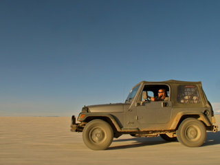 dan jeep driving 320x240 dan jeep driving 320x240