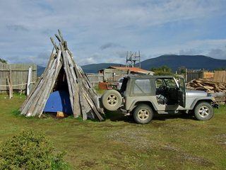camping tepee 320x240 camping tepee 320x240