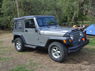 jeep front 320x240 jeep front 320x240
